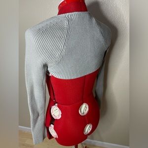 A Zara Cropped Cardigan. Easy throw on and go with anything in your closet.